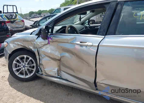 2020 Ford Fusion Hybrid Se from USA, damaged, VIN 3FA6P0LU9LR264168